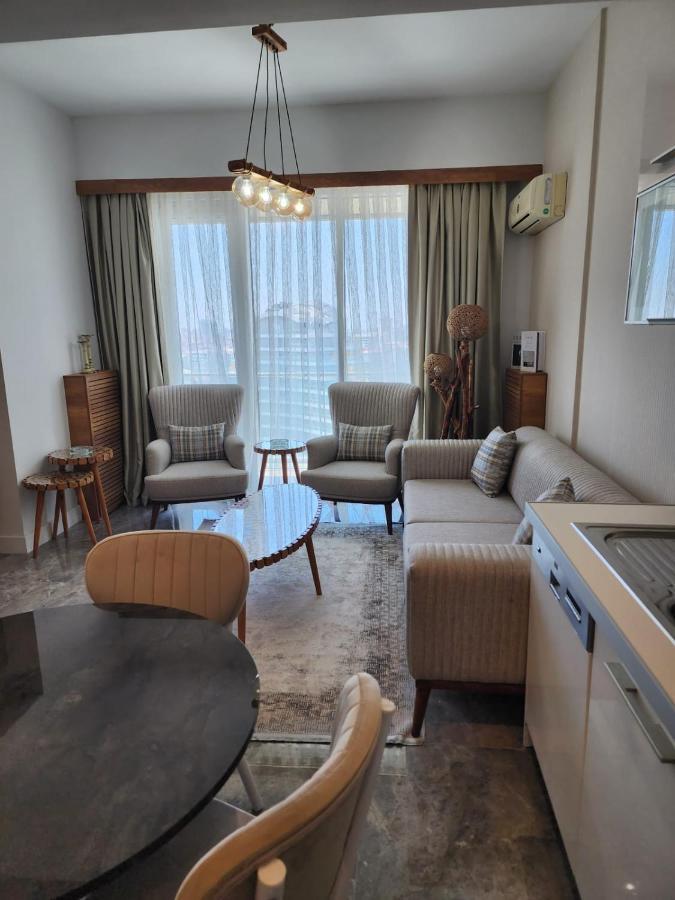 Batisehir Compound Luxury 1 Bedroom Daire İstanbul